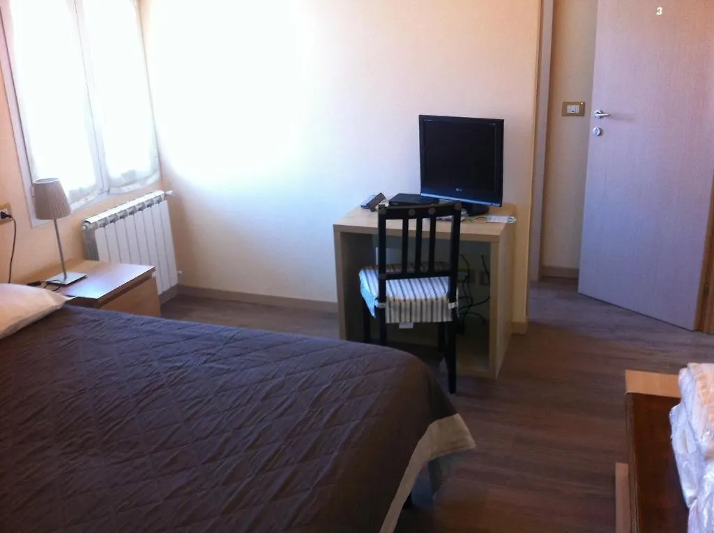 Burlamacco Gold Viareggio Bed & Breakfast